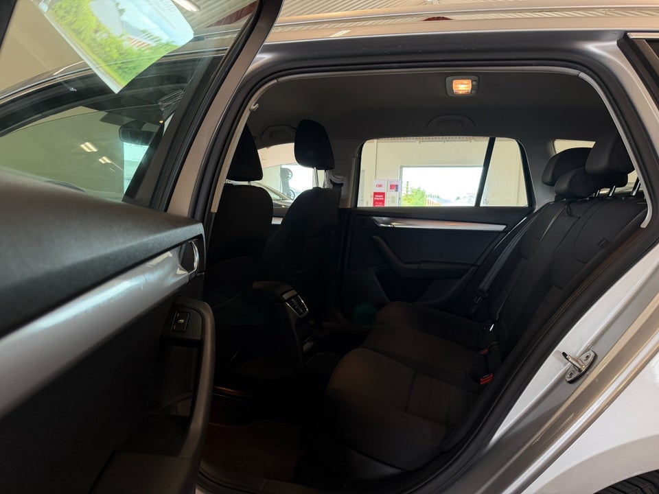 Skoda Octavia 1,4 TSi 150 Style Combi 5d