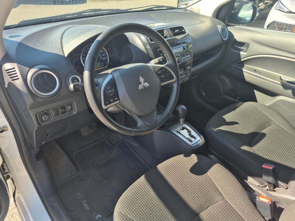 Mitsubishi Space Star 1,2 Intense CVT 5d