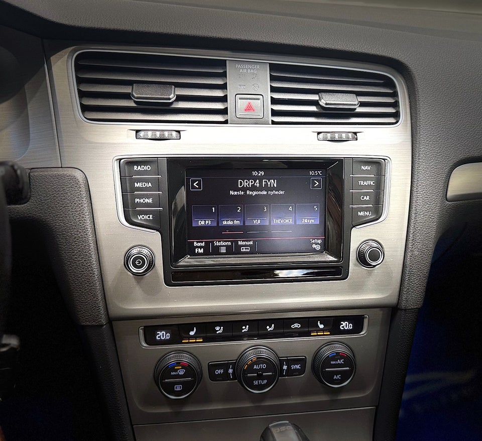 VW Golf VII 1,4 TSi 122 Comfortline DSG BMT 5d