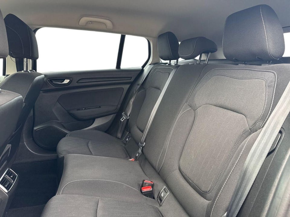 Renault Megane IV 1,3 TCe 140 Limited Sport Tourer 5d