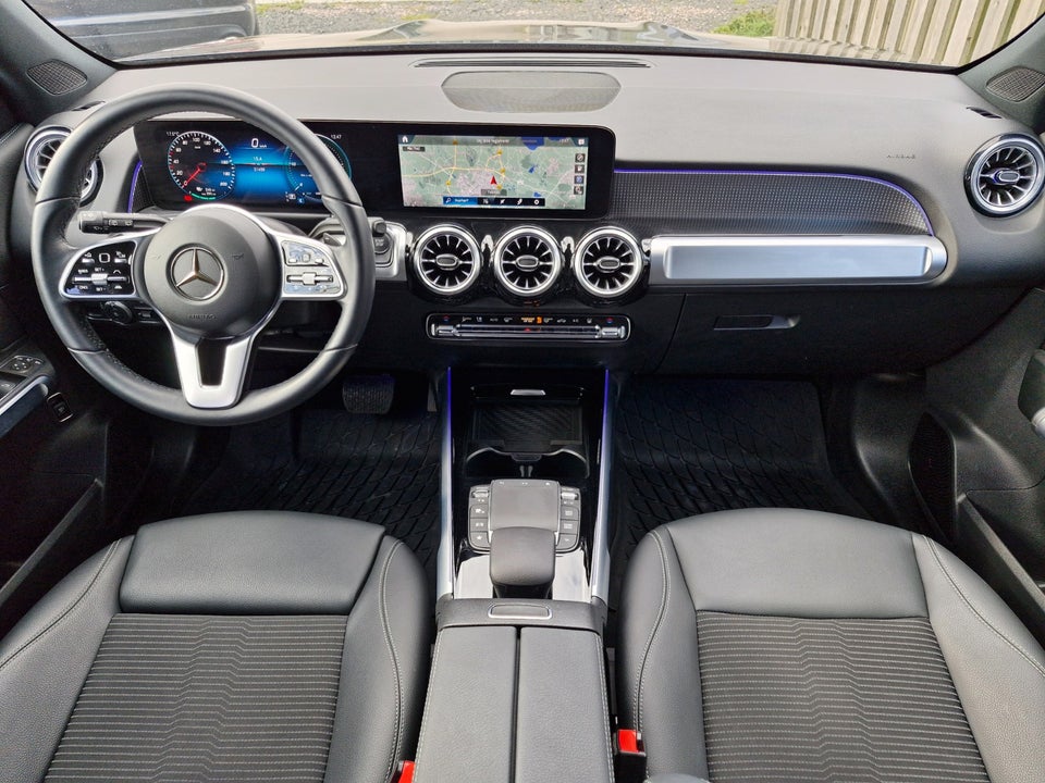 Mercedes EQB300 4Matic 5d