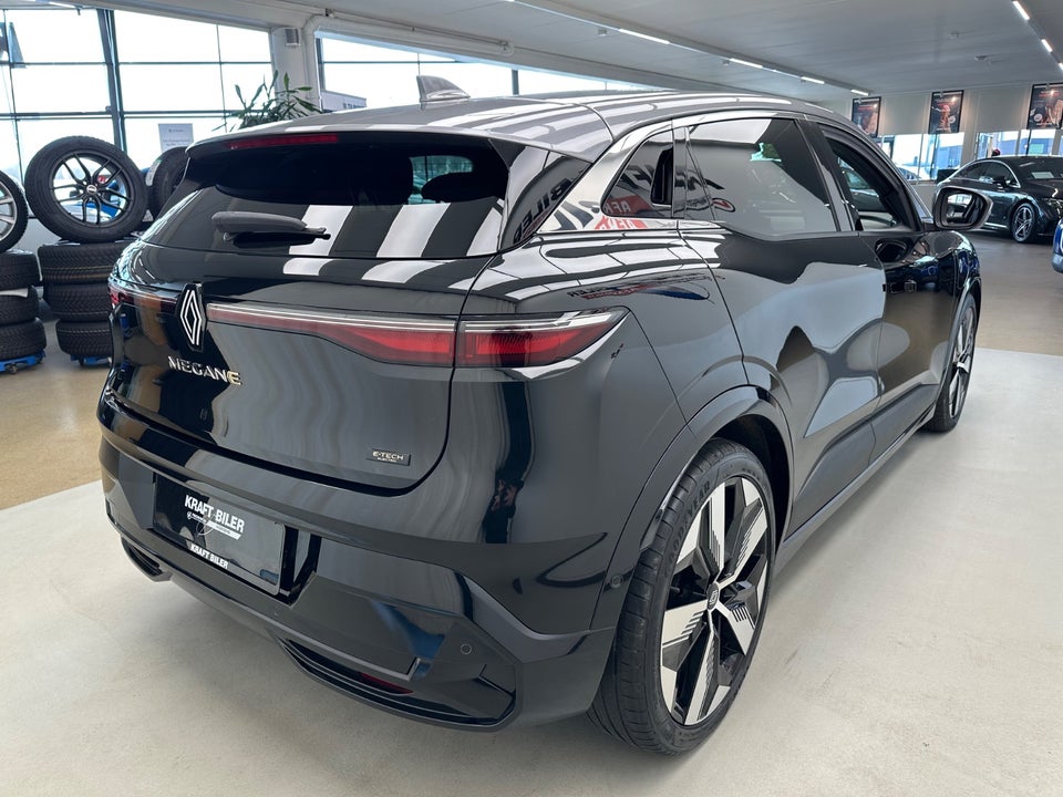 Renault Megane E-Tech 60 Techno 5d