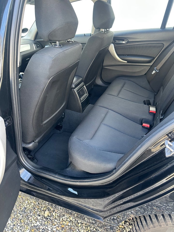 BMW 118i 1,5 Advantage aut. 5d