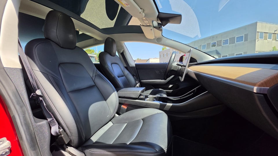 Tesla Model 3 Performance AWD 4d