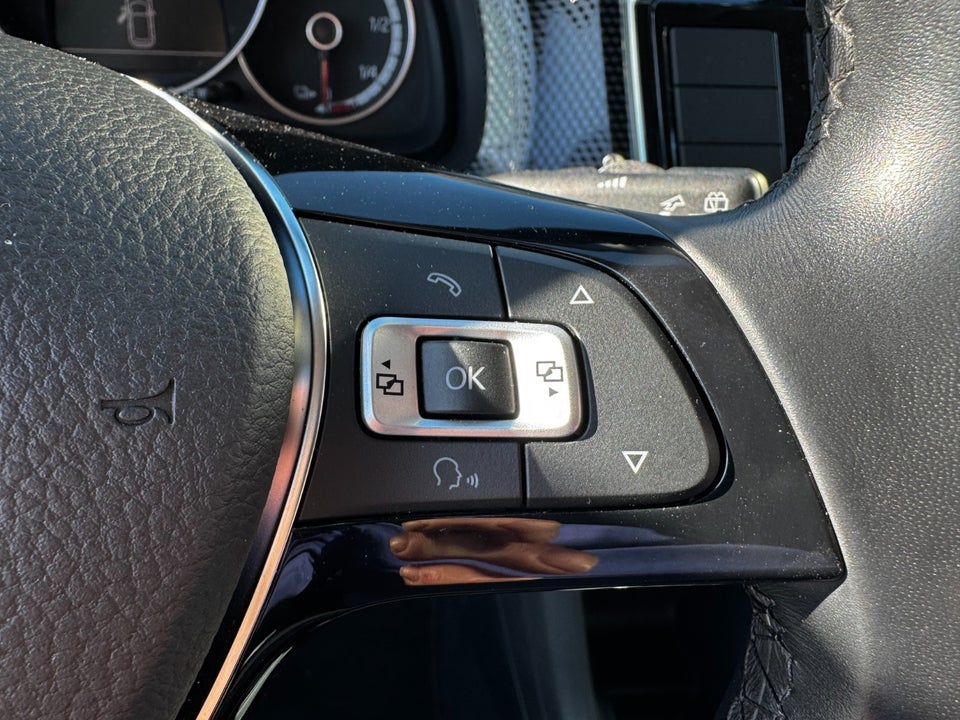 VW e-Up! Move Up! 5d