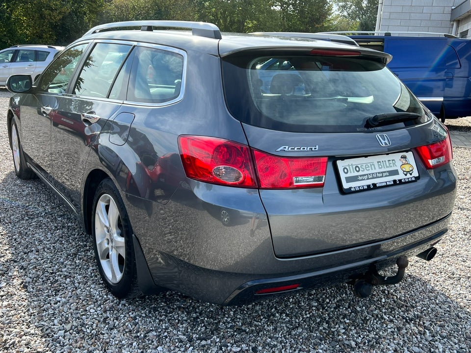 Honda Accord 2,0 Elegance Tourer 5d