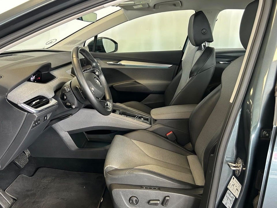 Skoda Enyaq 60 iV Loft 5d