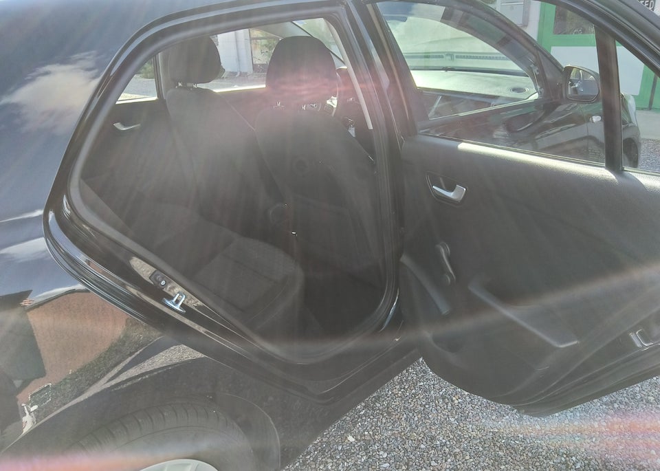 Kia Rio 1,25 MPi Base Line 5d