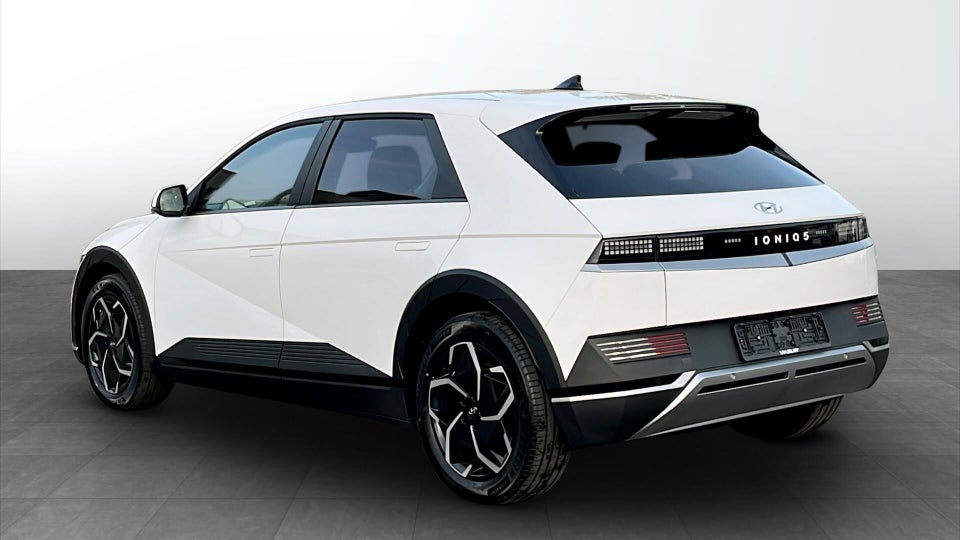 Hyundai Ioniq 5 77 Essential 5d