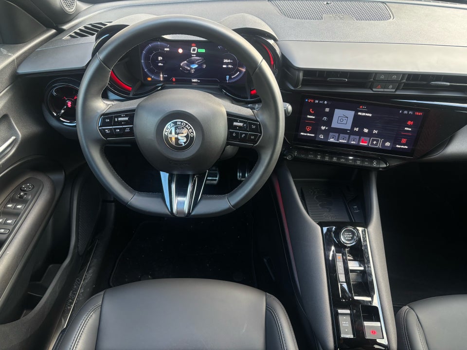 Alfa Romeo Junior Elettrica Speciale 5d