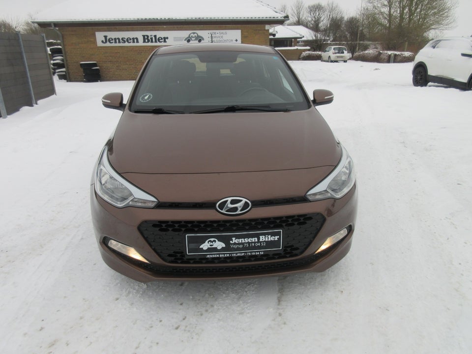 Hyundai i20 1,25 Fresh 5d