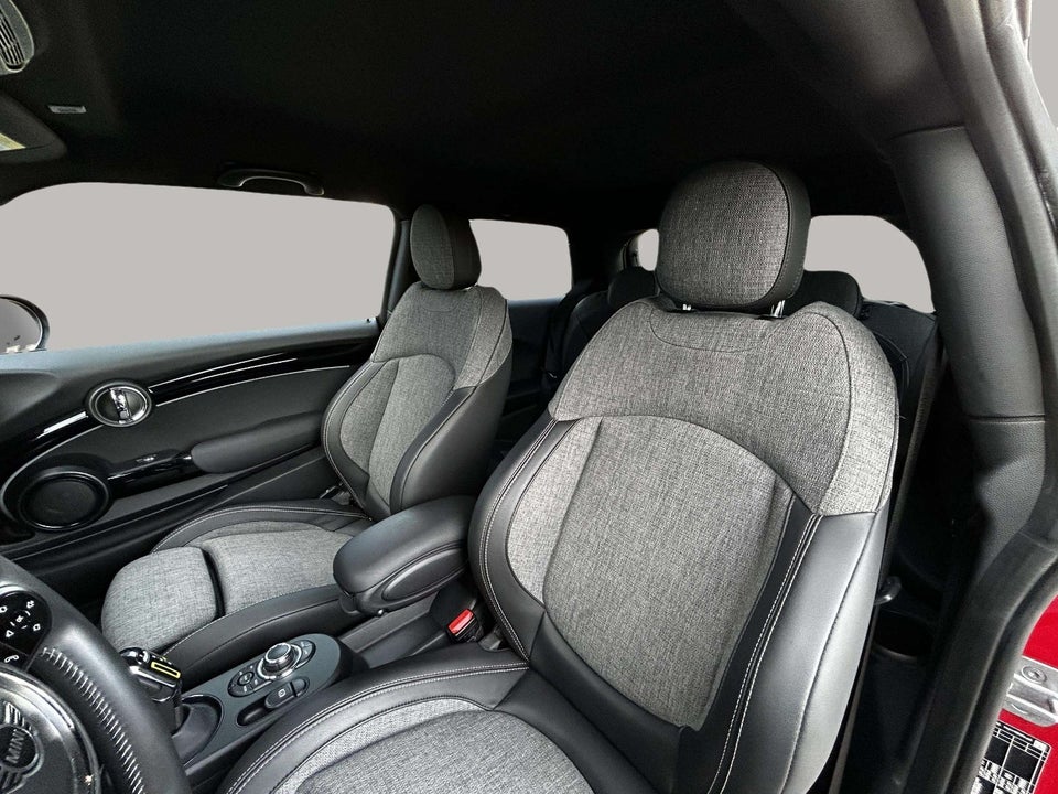 MINI Cooper SE Classic Trim 3d