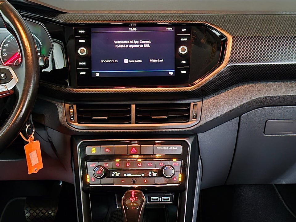 VW T-Cross 1,0 TSi 115 Life DSG 5d