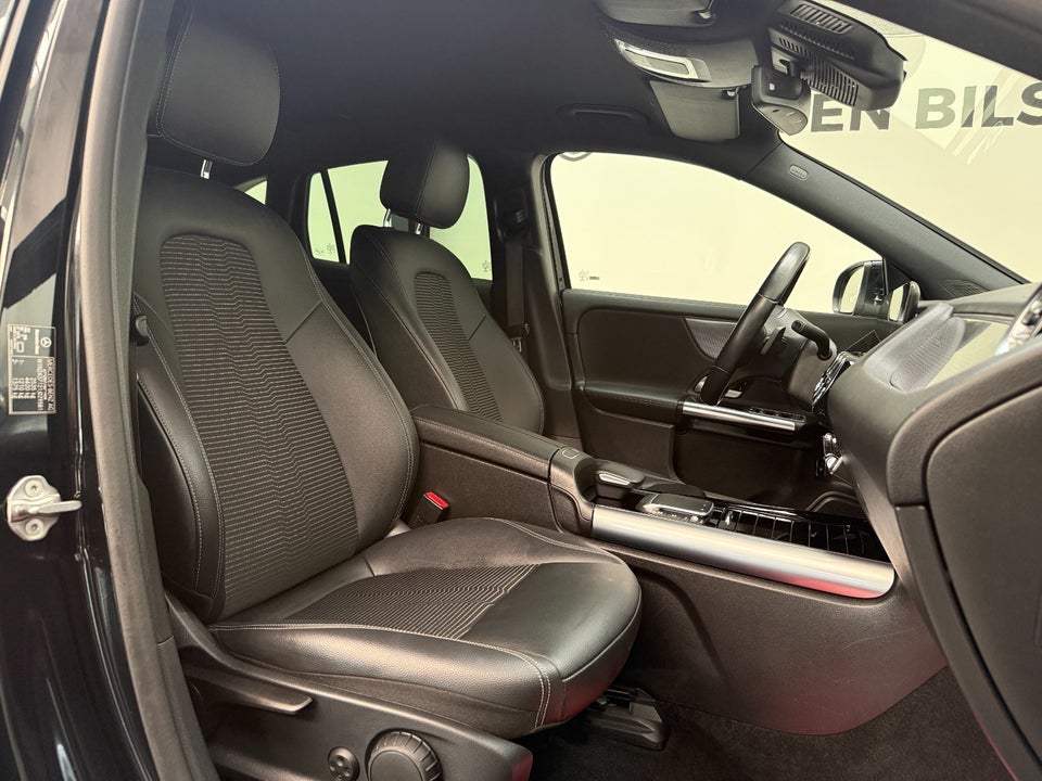 Mercedes EQA350 Progressive 4Matic 5d
