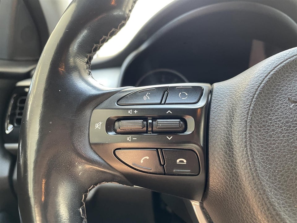Kia Stonic 1,0 T-GDi Vision Edition+ DCT 5d