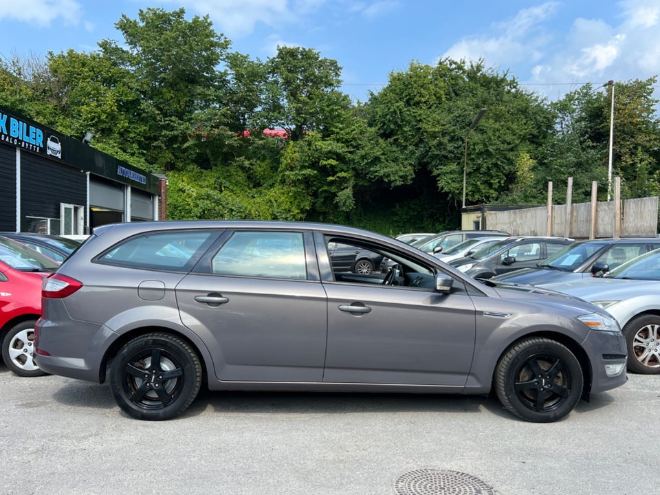 Ford Mondeo 2,0 TDCi 140 Titanium aut. 5d