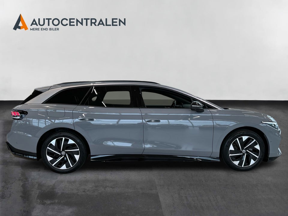 VW ID.7 86 Style S Tourer 5d