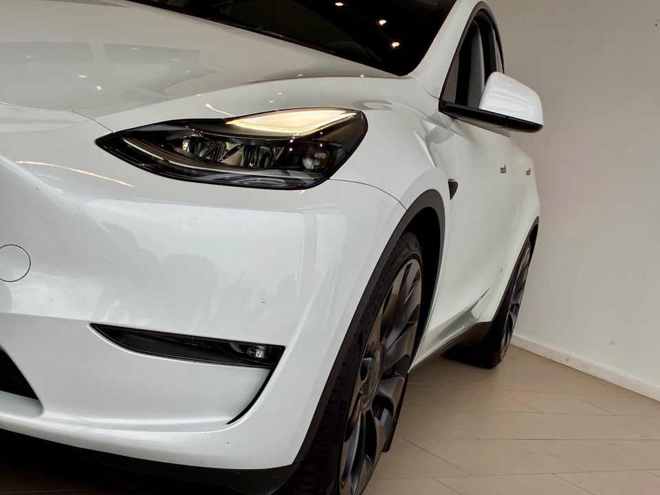 Tesla Model Y Performance AWD 5d