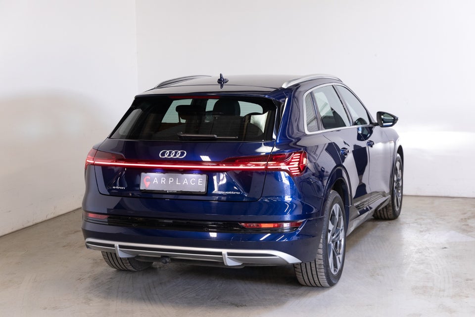 Audi e-tron 55 S-line quattro 5d