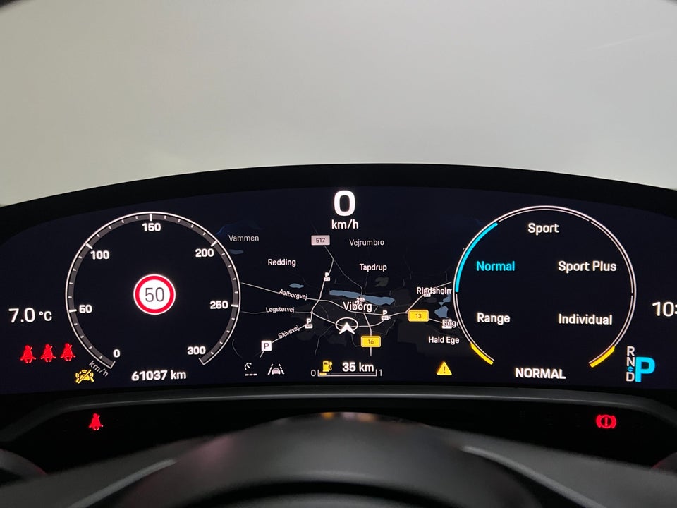 Porsche Taycan Performance+ 4d