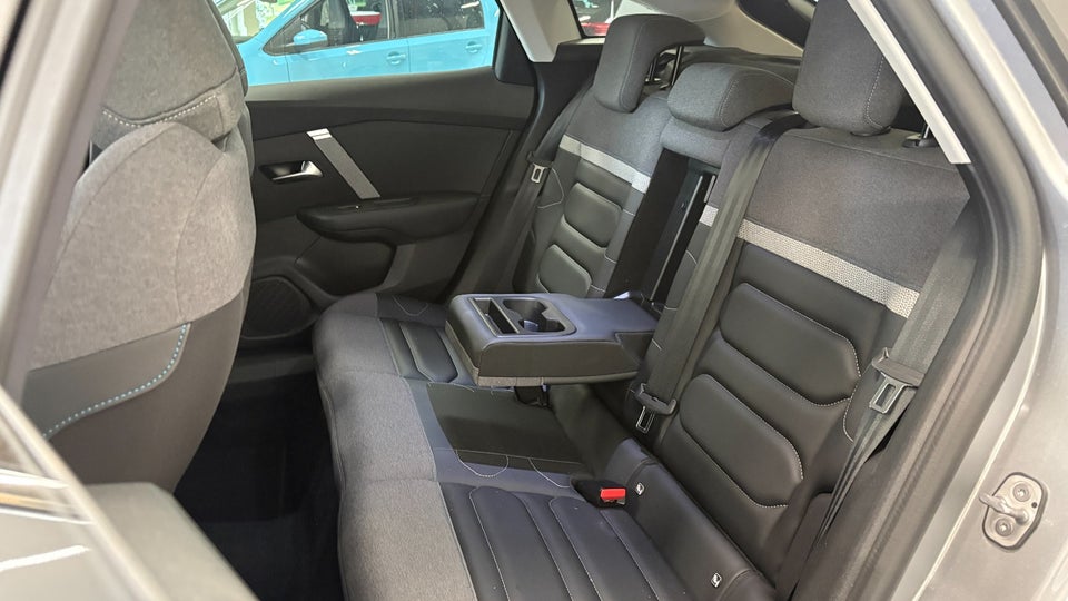 Citroën C4 1,2 PureTech 130 Shine EAT8 5d