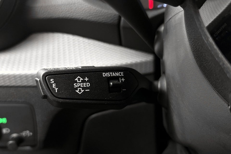 Audi Q2 35 TFSi Prestige S-tr. 5d