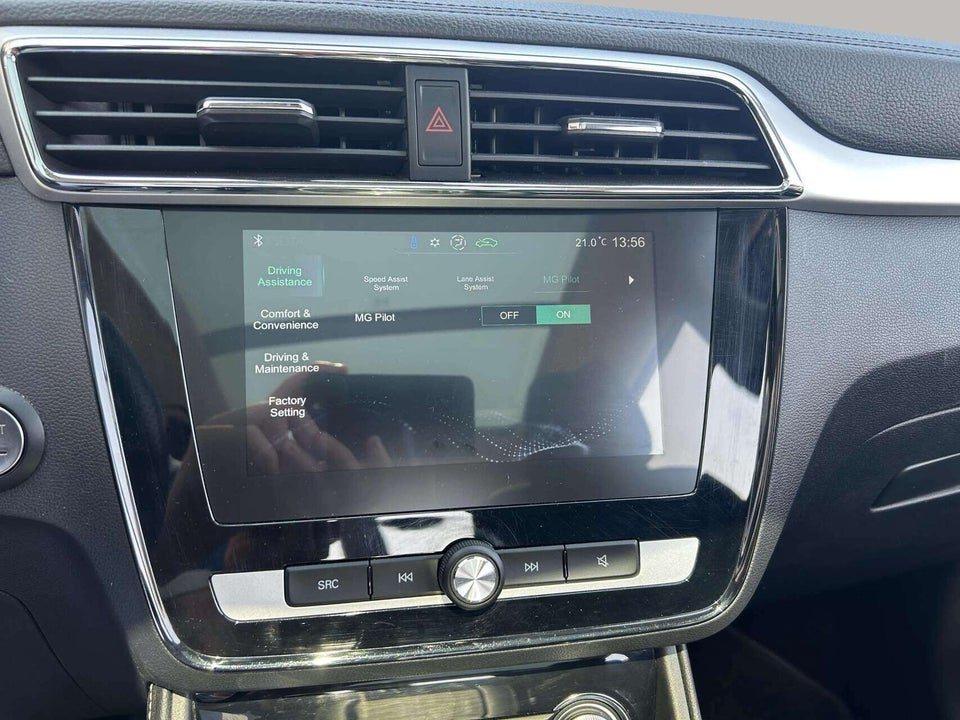 MG ZS EV Luxury 5d
