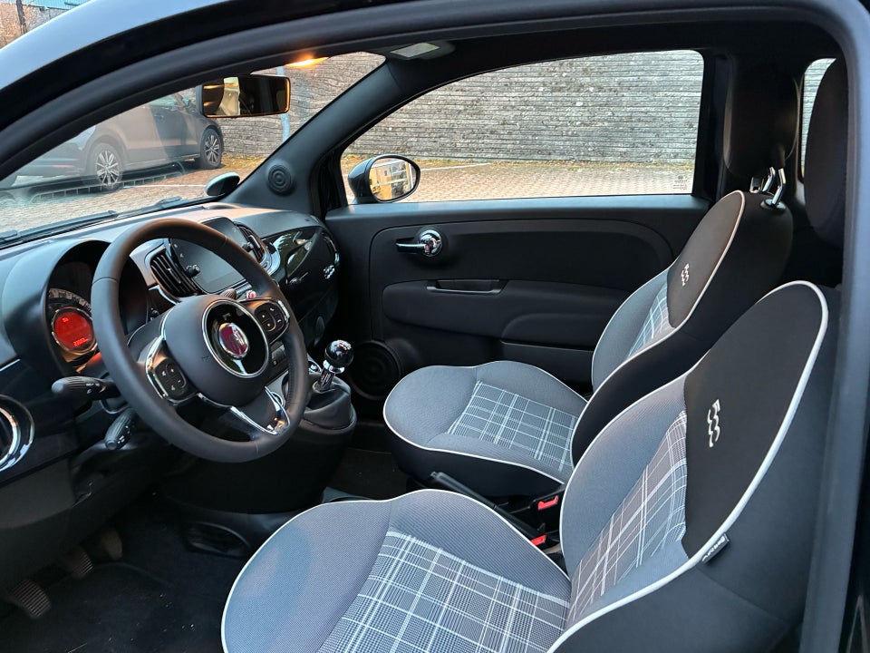 Fiat 500 1,0 Hybrid Lounge 3d