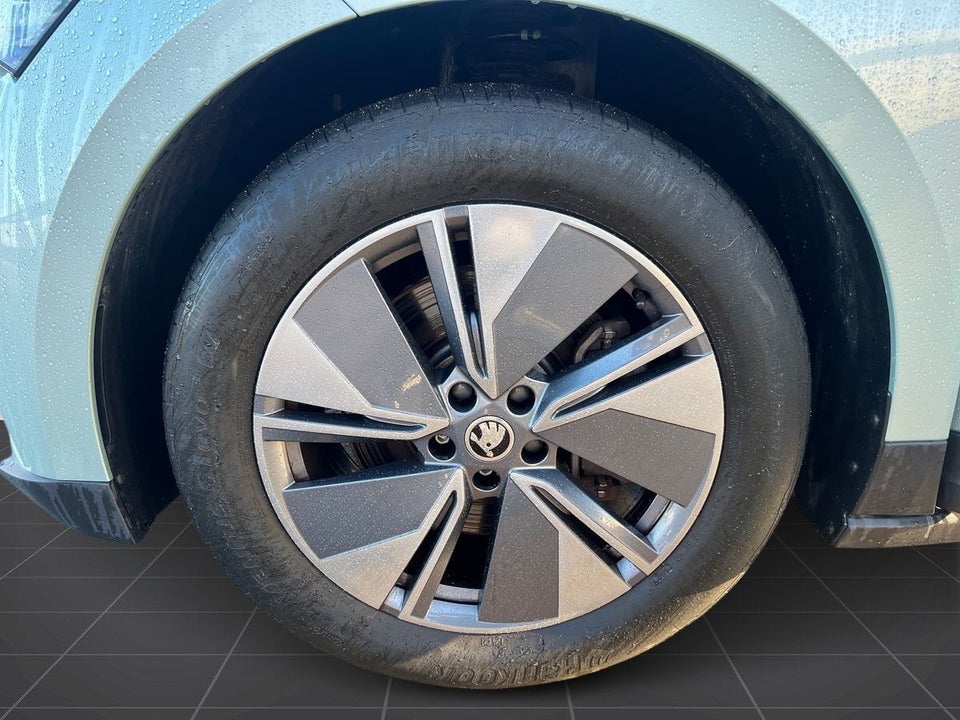 Skoda Enyaq 80 iV Premium 5d