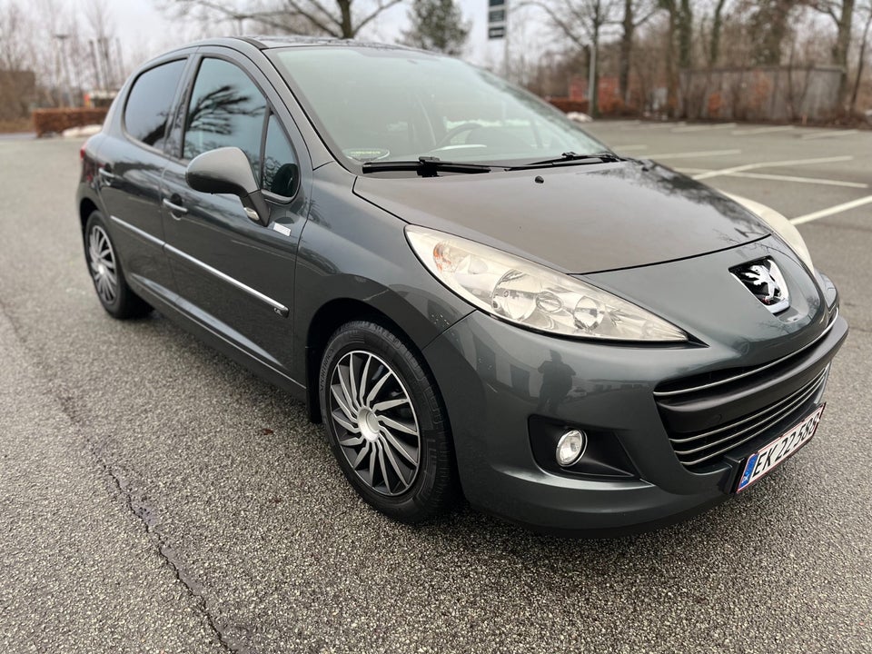 Peugeot 207 1,6 HDi 92 Active 5d