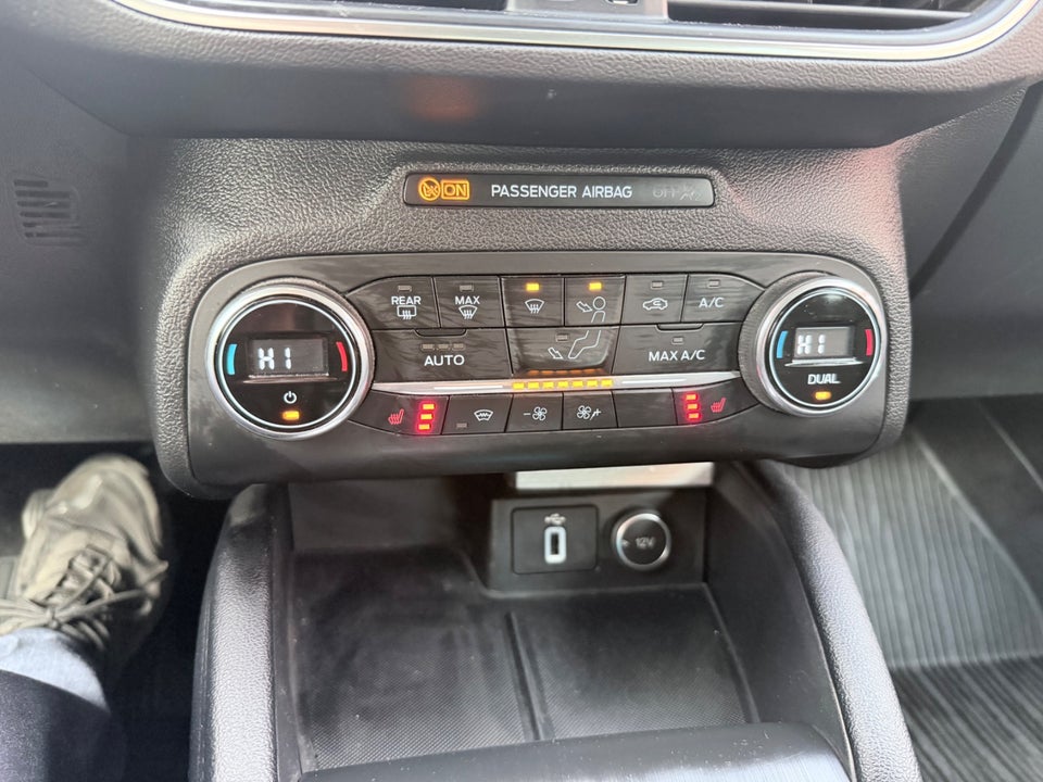 Ford Focus 2,0 EcoBlue Titanium Business aut. 5d