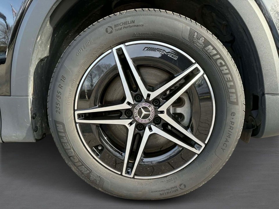 Mercedes EQB250+ AMG Line 5d