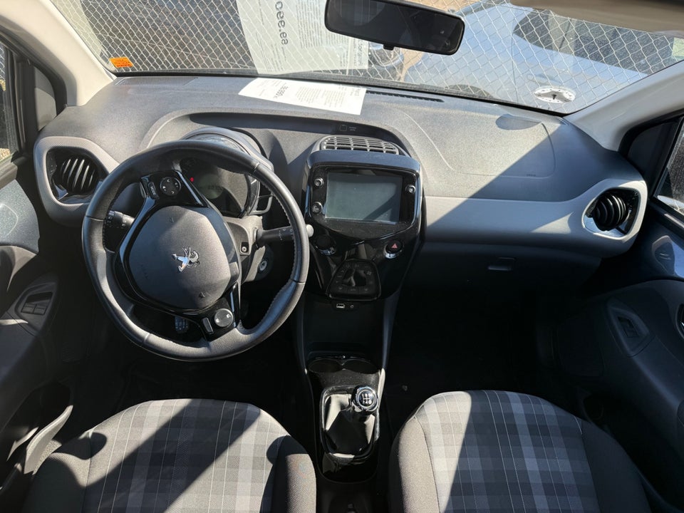 Peugeot 108 1,0 e-VTi 72 Allure+ 5d