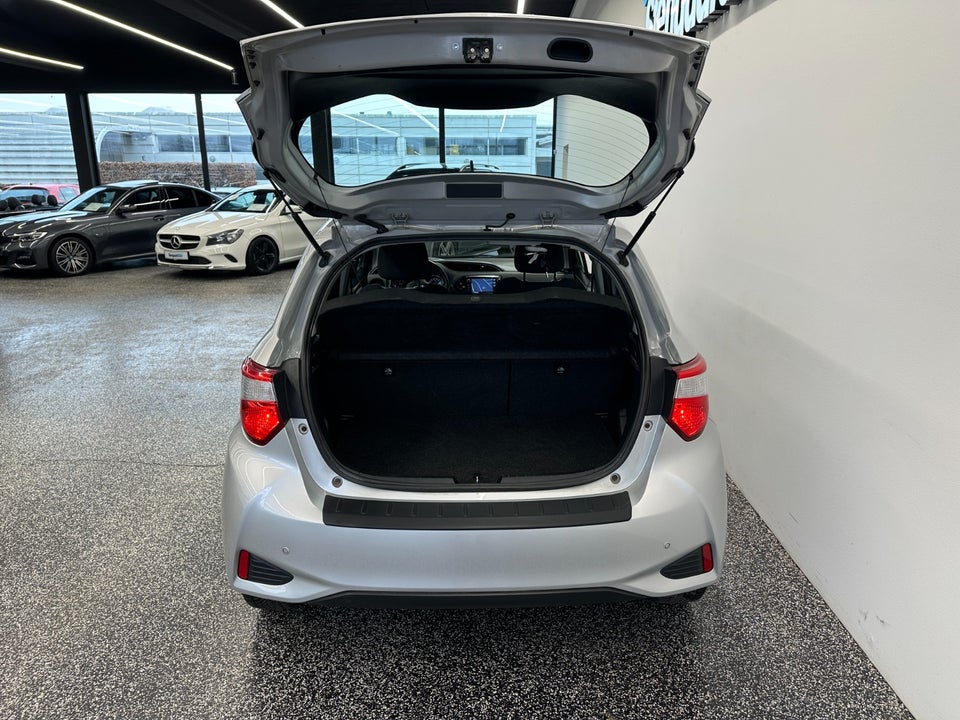 Toyota Yaris 1,5 Hybrid H2 e-CVT 5d