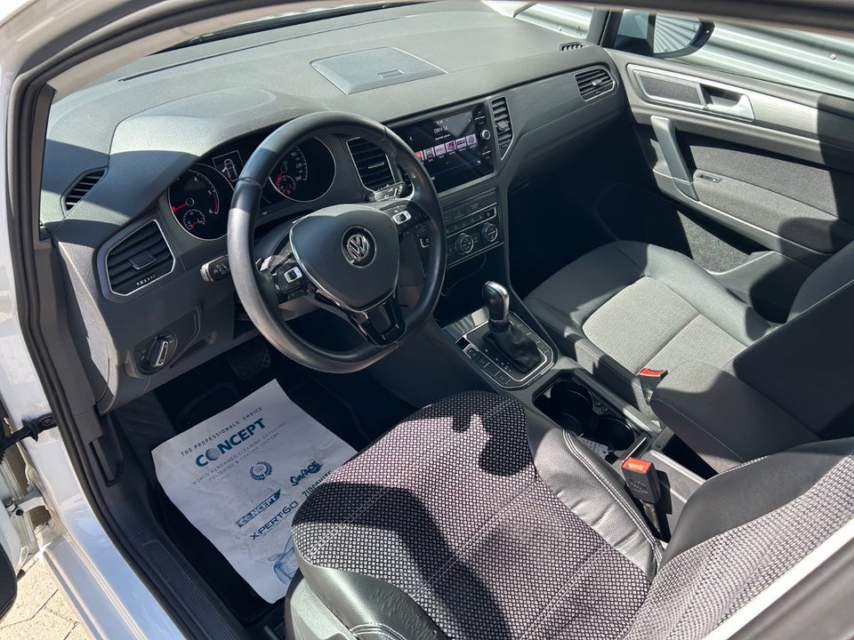 VW Golf Sportsvan 1,6 TDi 110 Comfortline DSG BMT 5d