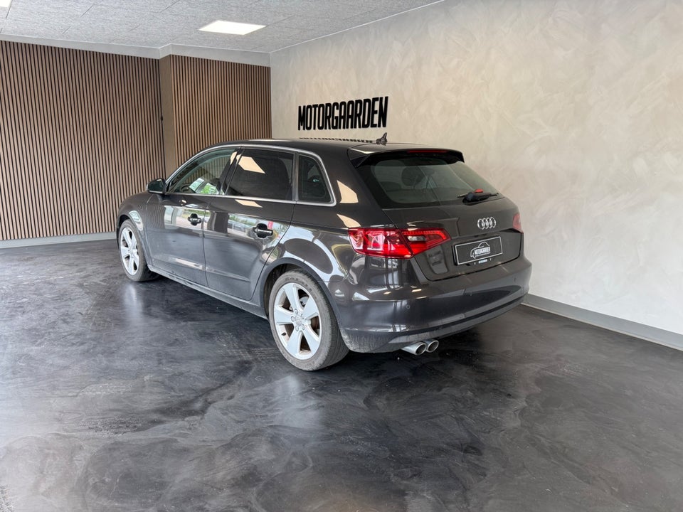 Audi A3 1,4 TFSi 140 Ambiente Sportback 5d
