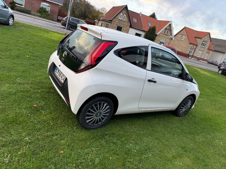 Toyota Aygo 1,0 VVT-i x 3d