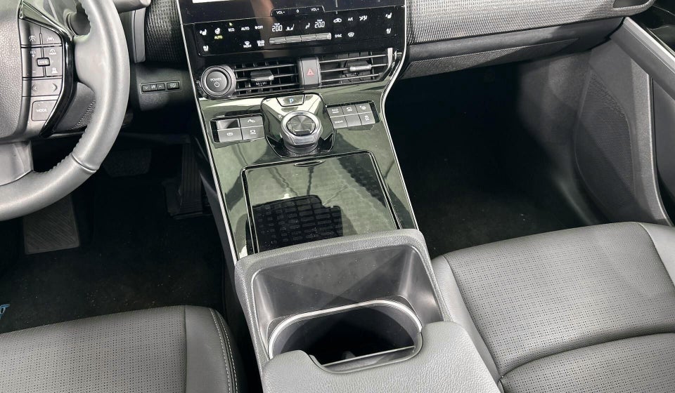 Toyota bZ4X Executive 5d