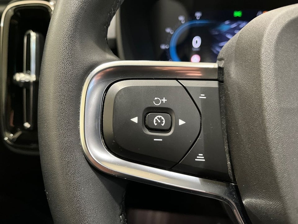 Volvo XC40 P6 ReCharge Core 5d