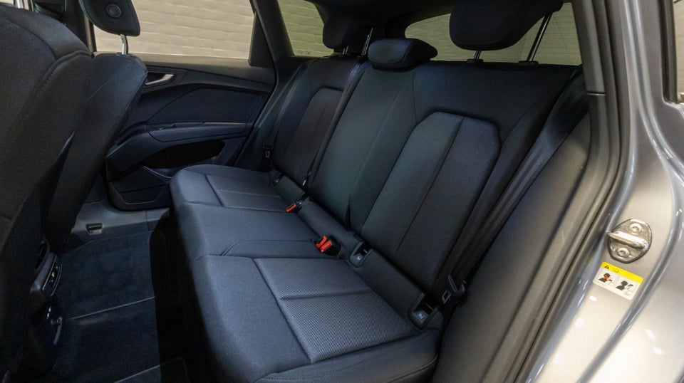 Audi Q4 e-tron 45 S-line 5d