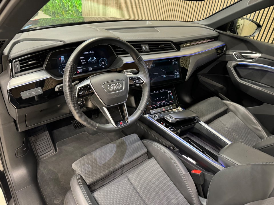 Audi e-tron 55 S-line Sportback quattro 5d