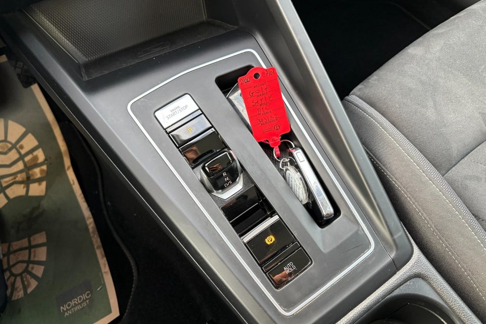 VW Golf VIII 1,5 eTSi 150 Style DSG 5d