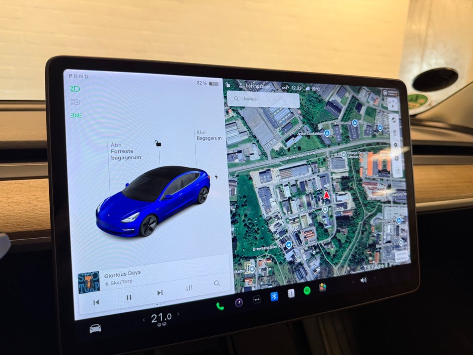 Tesla Model 3 Long Range AWD 4d