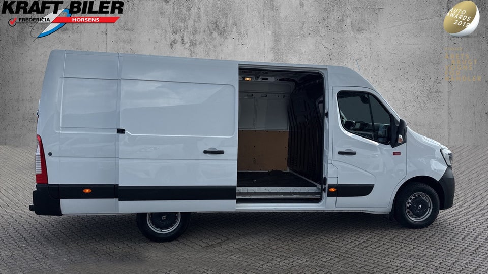 Renault Master IV T35 2,3 dCi 145 L3H2 Kassevogn RWD