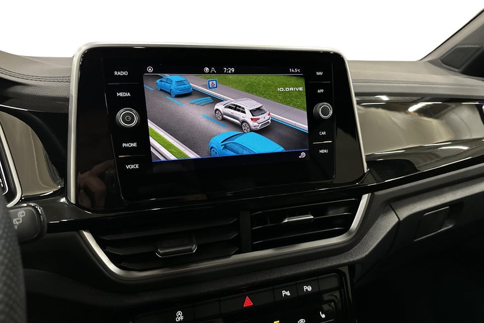 VW T-Roc 1,5 TSi 150 R-line+ DSG 5d