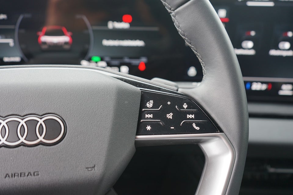 Audi Q6 e-tron Progress performance 5d