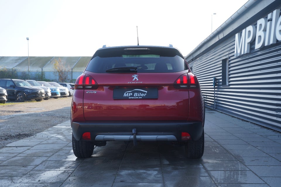 Peugeot 2008 1,5 BlueHDi 100 Prestige Sky 5d