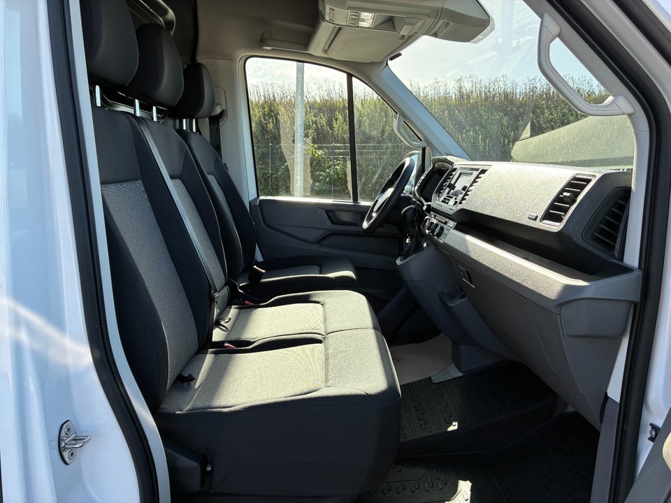 VW Crafter 35 2,0 TDi 177 Kassevogn L3H3 aut.