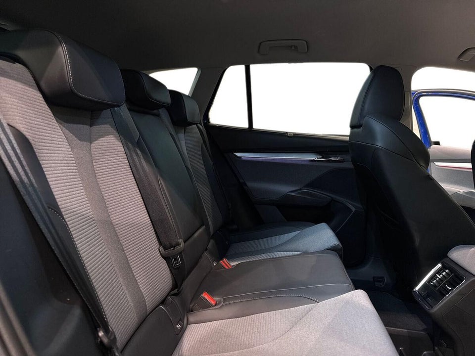 Skoda Enyaq 50 iV 5d