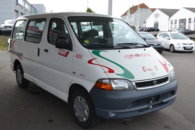 Annonce: Toyota HiAce Combi 2,5 D-4D 102... - Pris 44.800 kr.